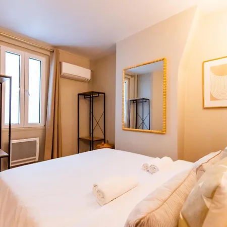 Appartement Coeur De - Grand Climatise 3 Br Parijs